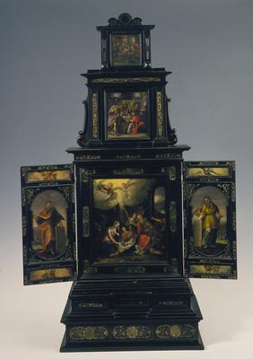 Home altar in the shape of a triptych