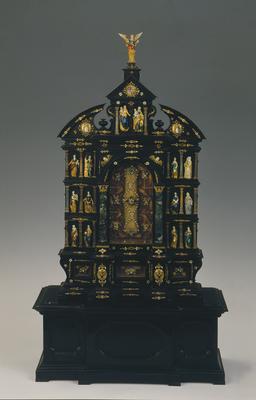 Reliquary altar